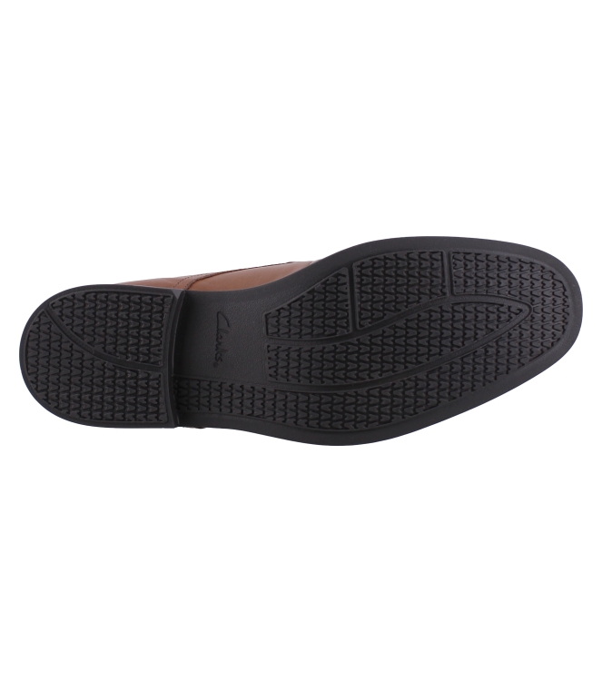 Clarks 26162017 bruin