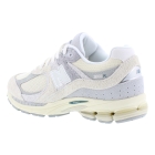 New Balance M2002 off white
