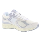 New Balance M2002 off white