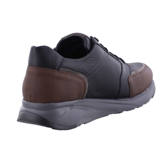Mephisto Isaac bruin
