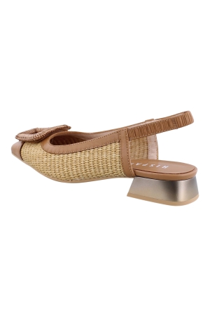 Hispanitas RHV254046 bruin