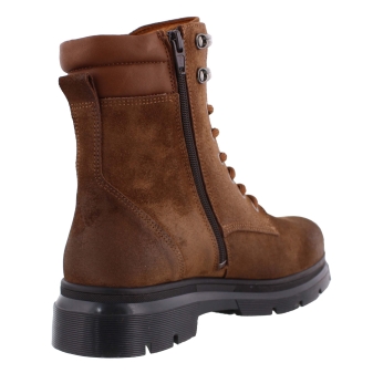 Aqa A7546.F75A18 bruin